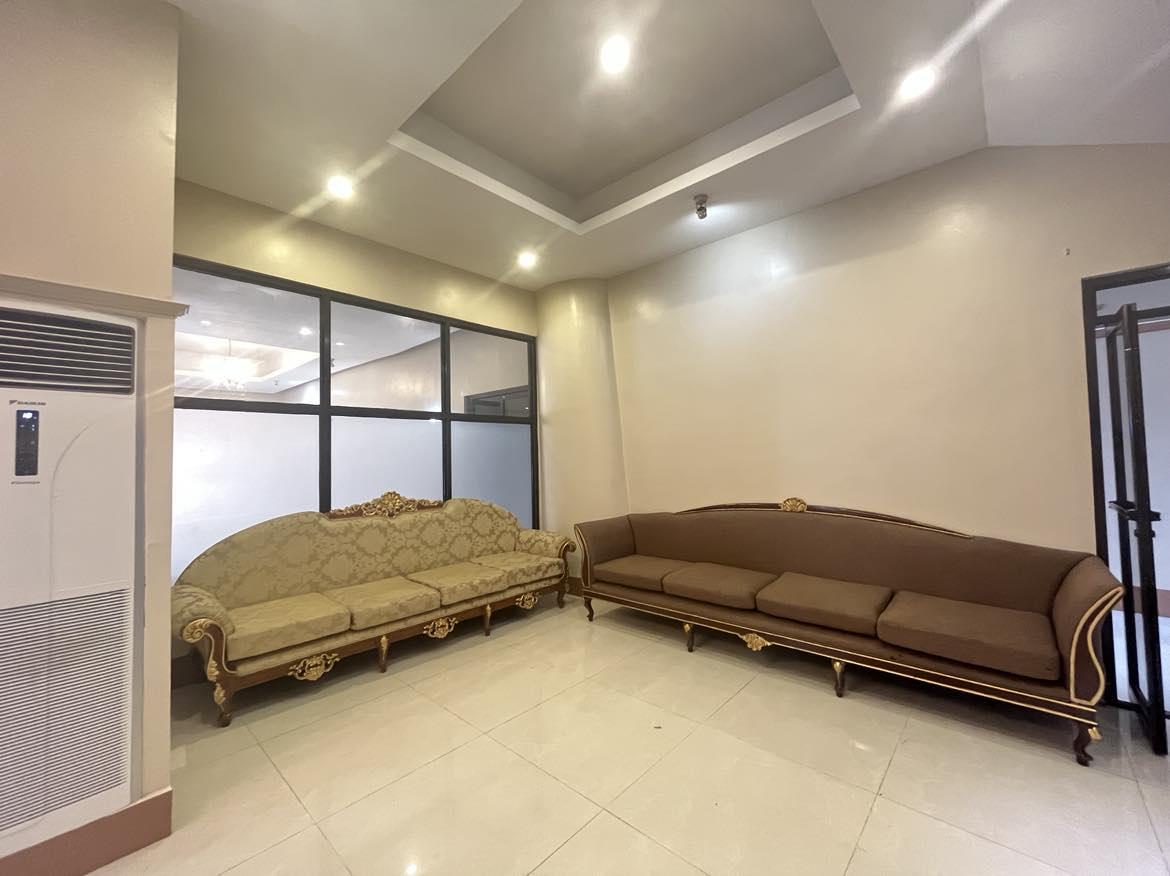 Quirino Grandstand VIP Lounge (North and South Wing)